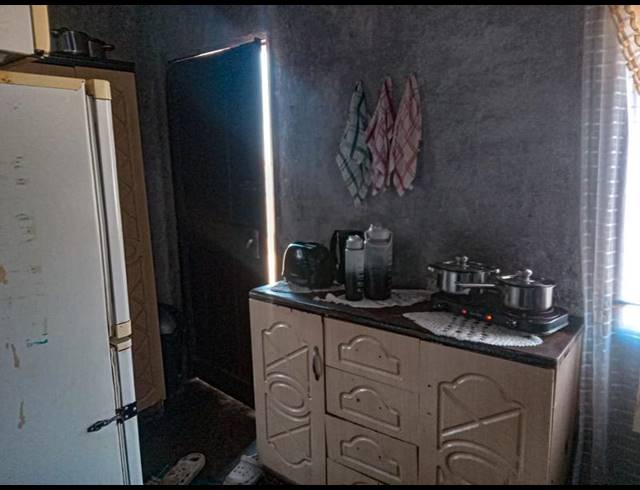 2 BEDROOM HOUSE FOR SALE IN DUDUZA